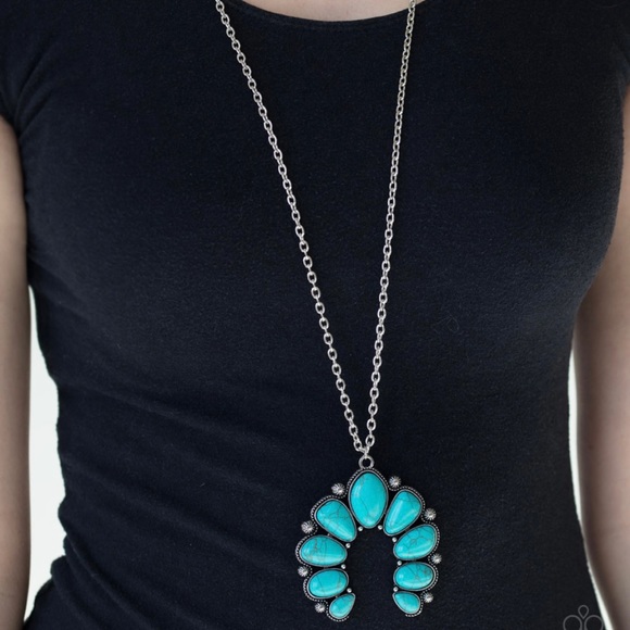 Turquoise stone squash blossom pendant - Picture 2 of 3